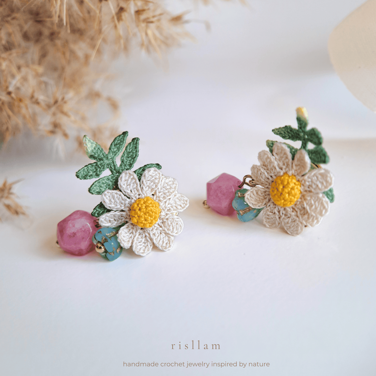 Vintage Daisy Crochet Earings
