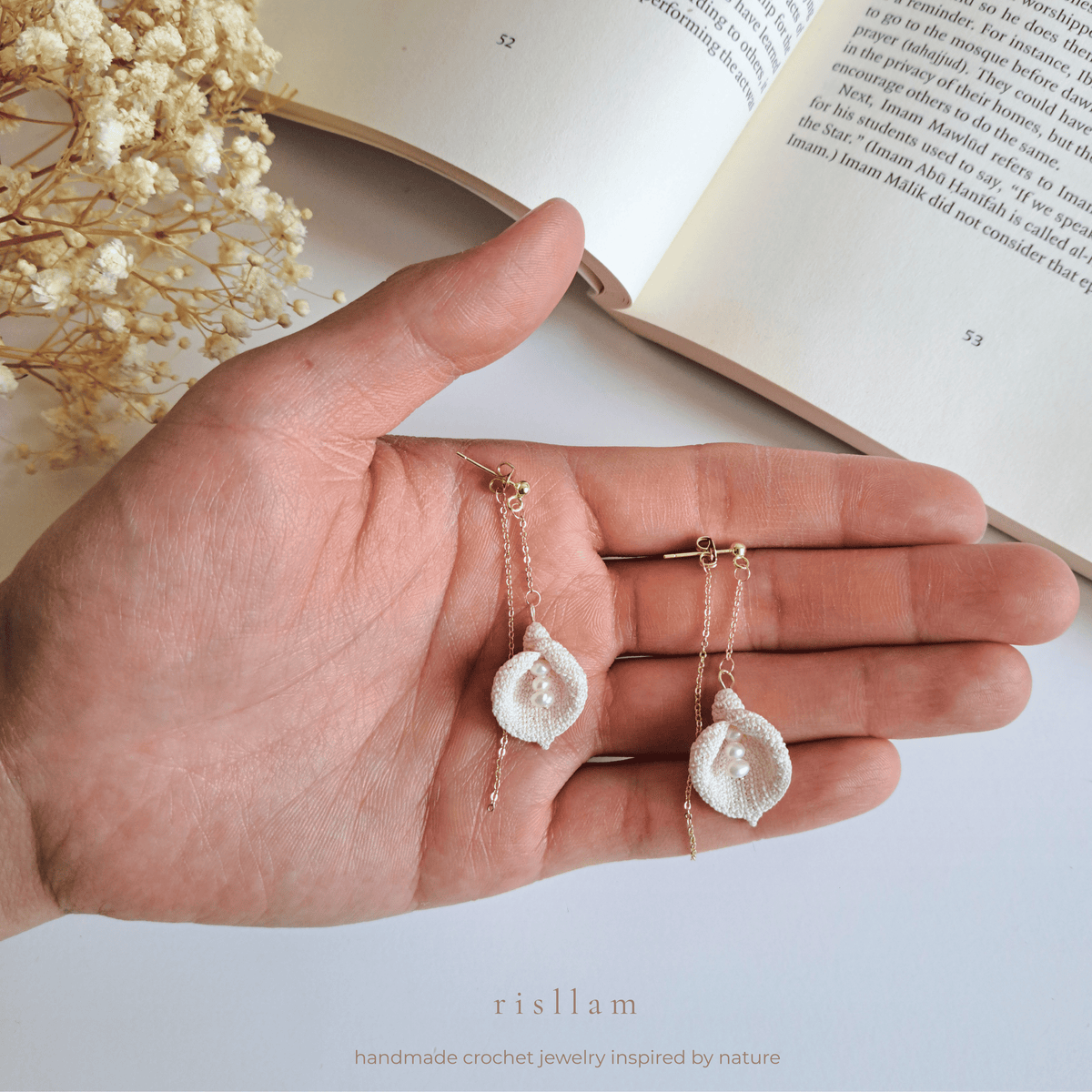 Micro Crochet Calla Lily Earrings, Handmade Lace Flower Dangle Earrings with Fresh Water Pearls, 14K Gold Plated S925 Silver, Gift for Her, Bridal Earrings
